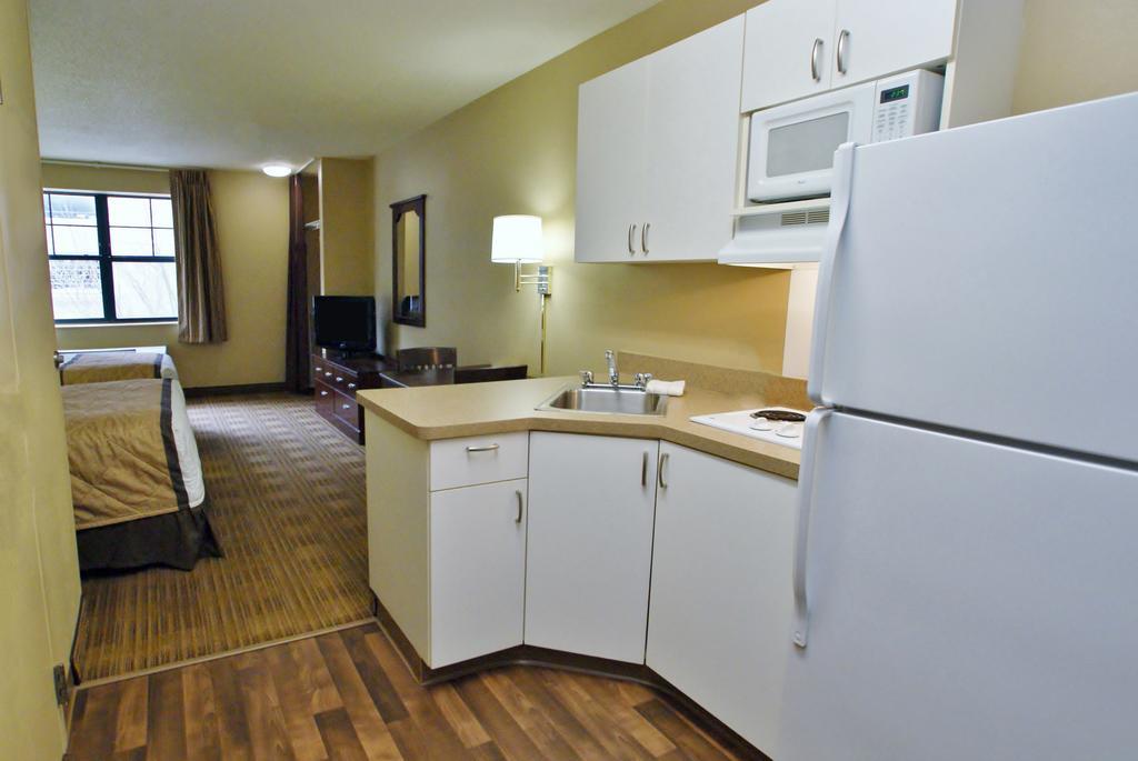 Extended Stay America Suites - Raleigh - Cary - Regency Parkway North Dış mekan fotoğraf
