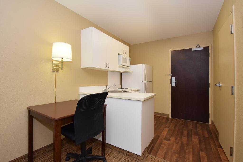Extended Stay America Suites - Raleigh - Cary - Regency Parkway North Dış mekan fotoğraf